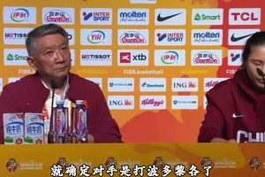 老夫老妻的浪漫！萨瓦纳晒美照引詹姆斯在评论区疯狂刷屏